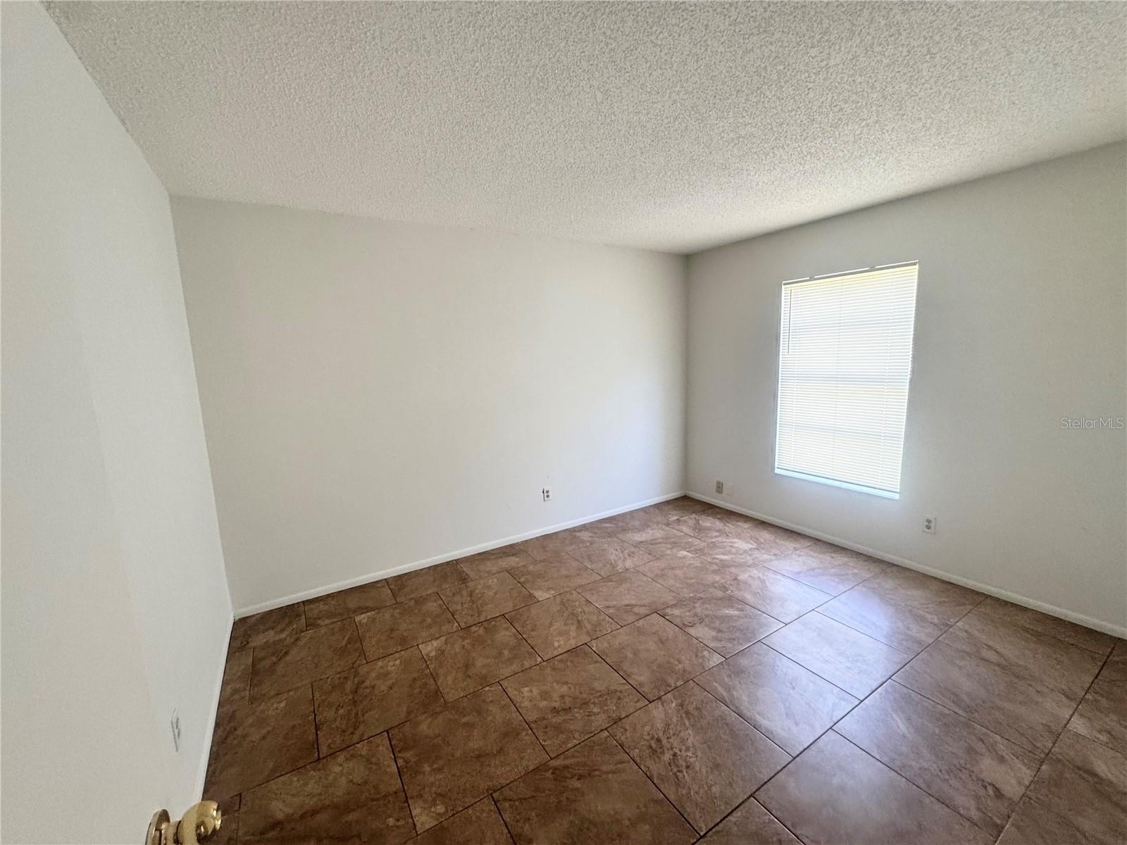 4211 9th St E Property Photo 21