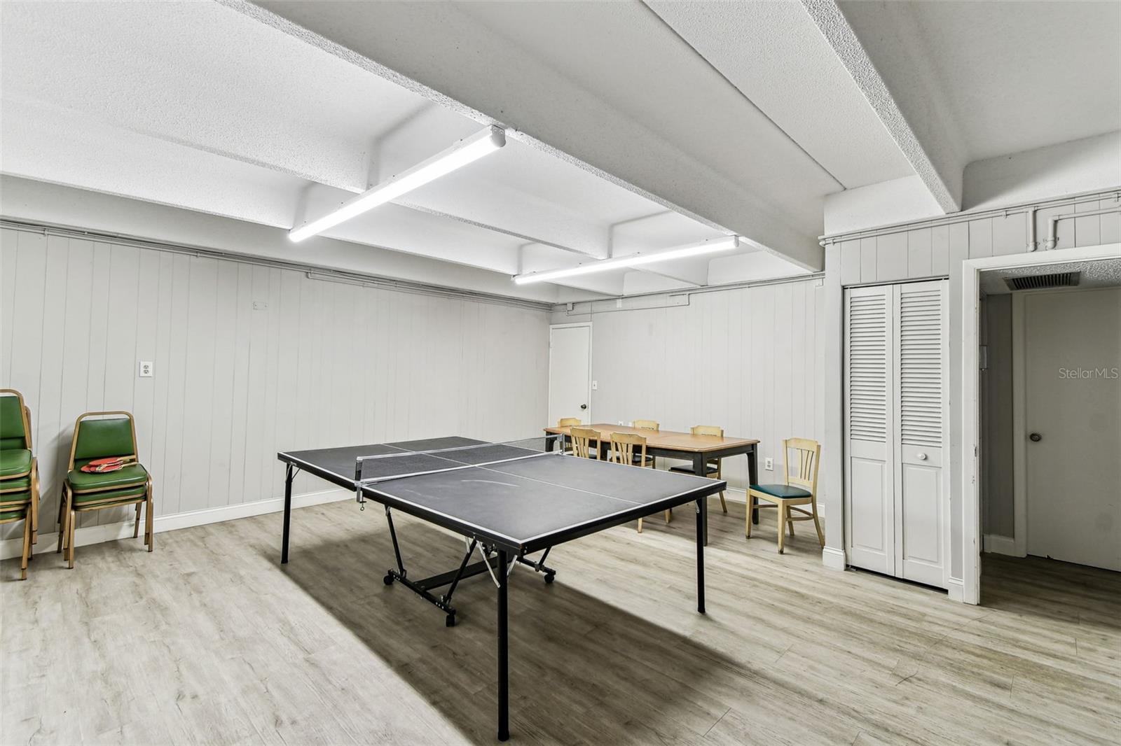 9945 47th Ave N #205 Property Photo 48