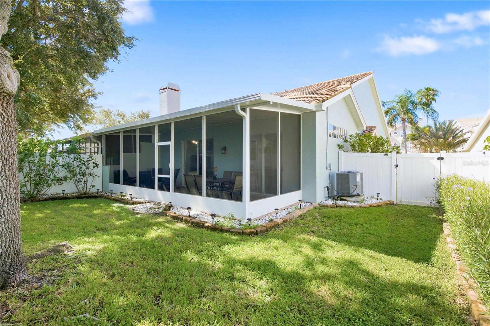 1725 Arabian Ln Property Photo 13