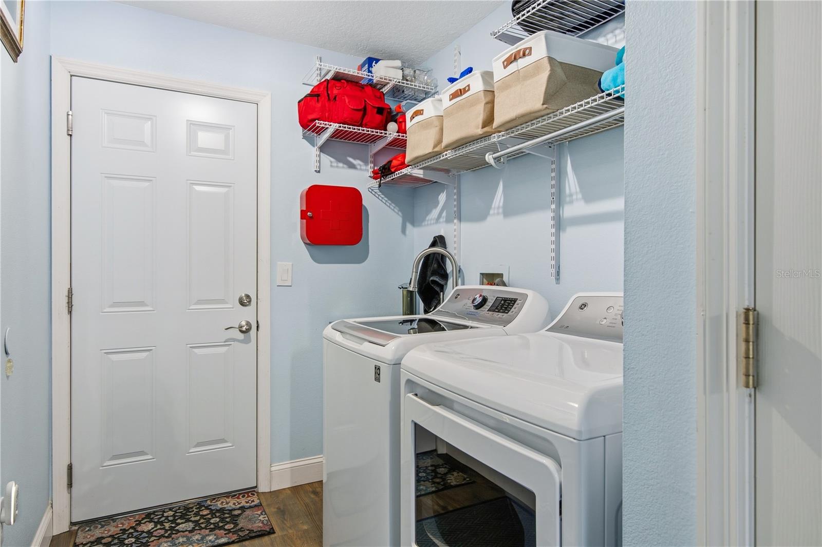 1725 Arabian Ln Property Photo 31