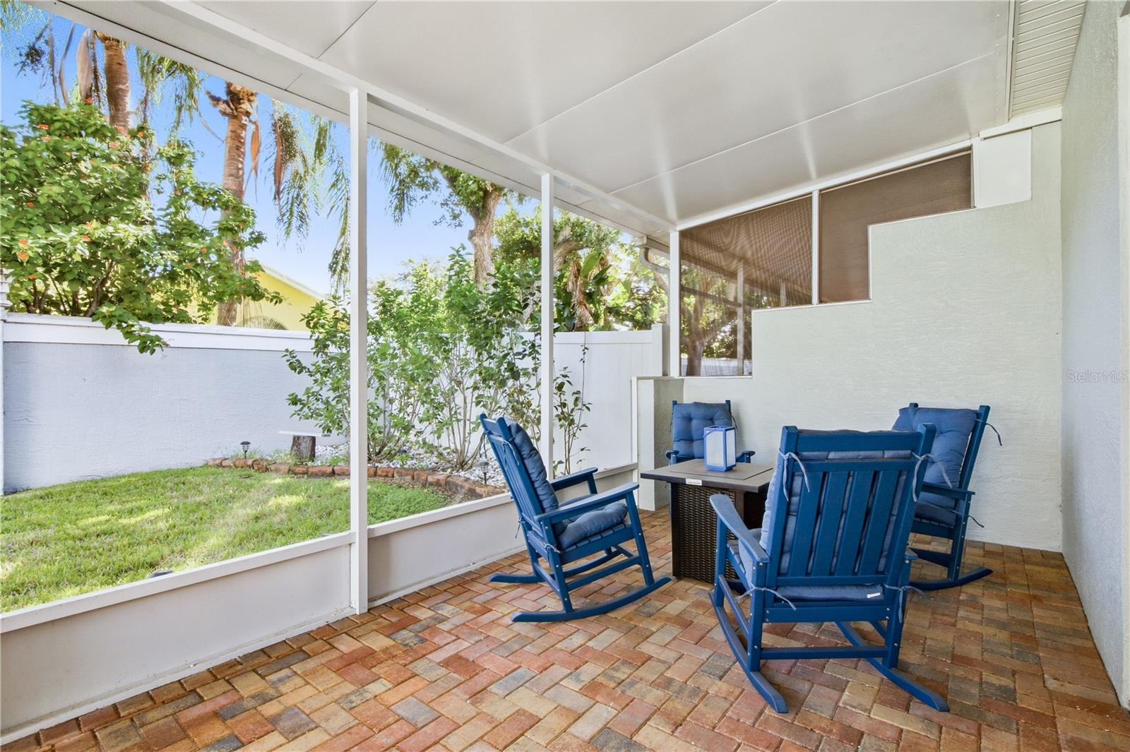 1725 Arabian Ln Property Photo 32