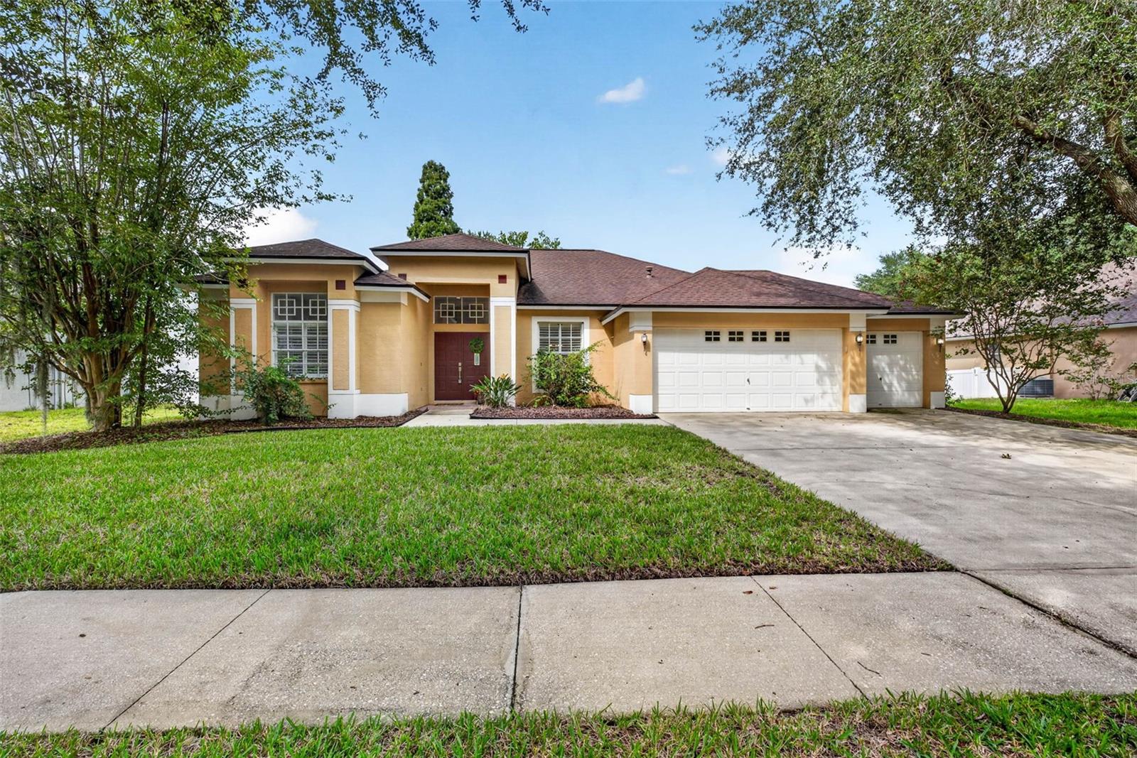 9603 Birnamwood St Property Photo 1
