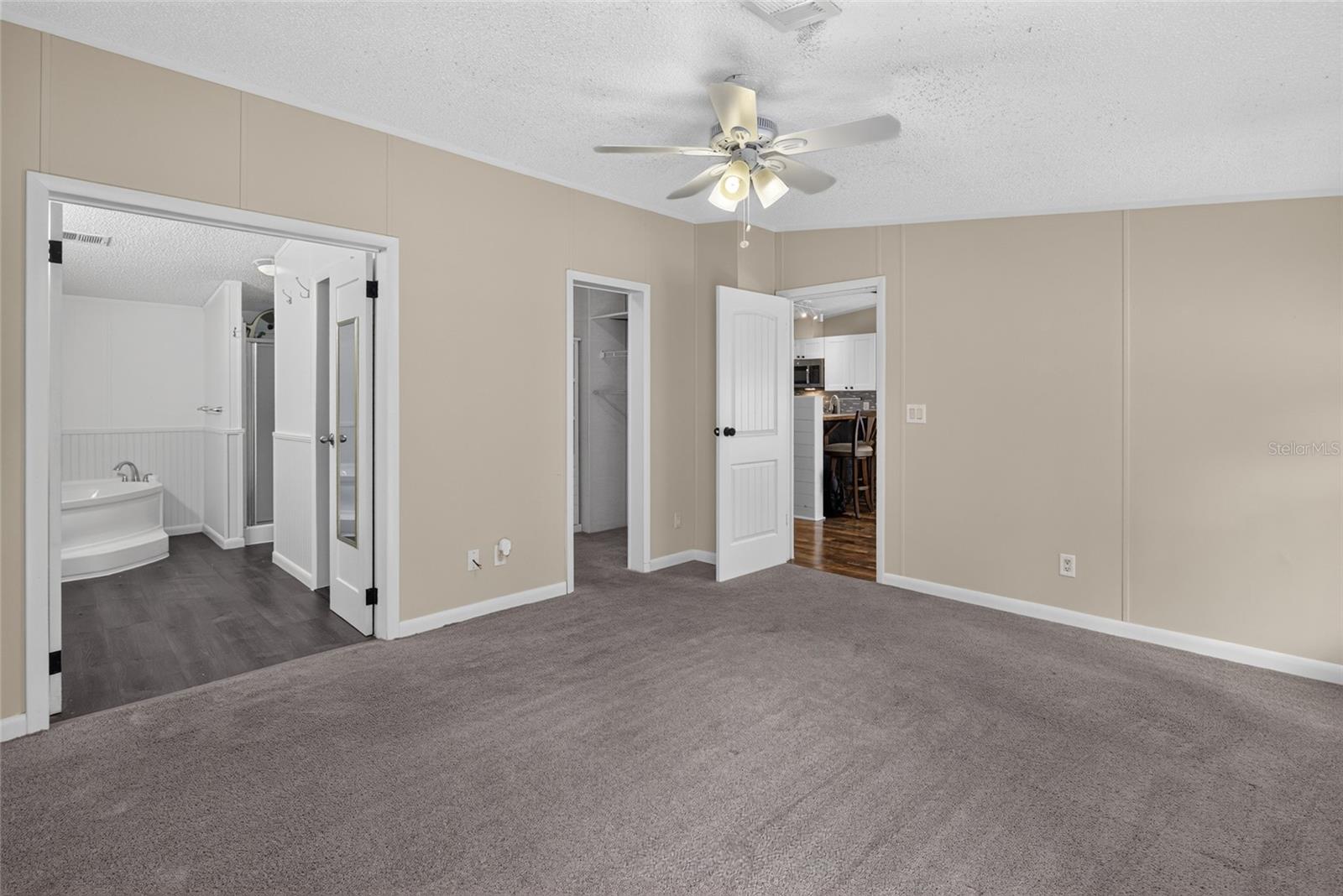 11916 Sw 36th Ter Property Photo 10