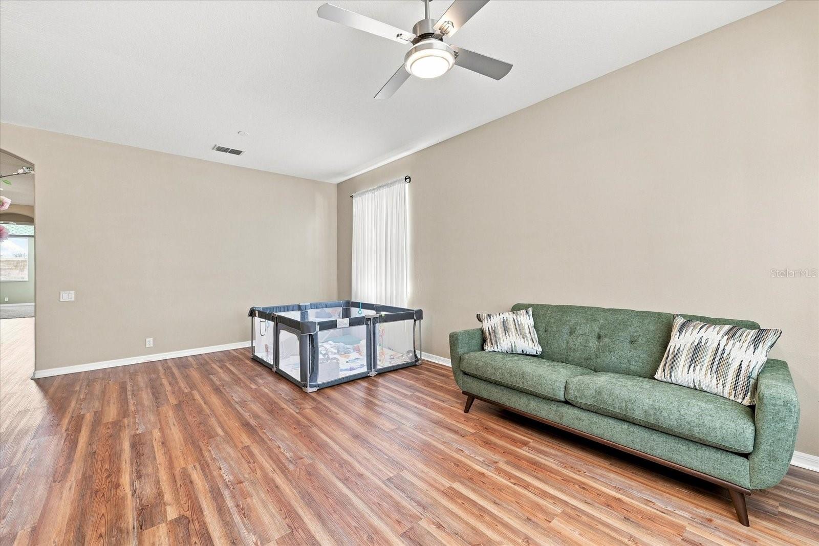 14848 Potterton Cir Property Photo 8