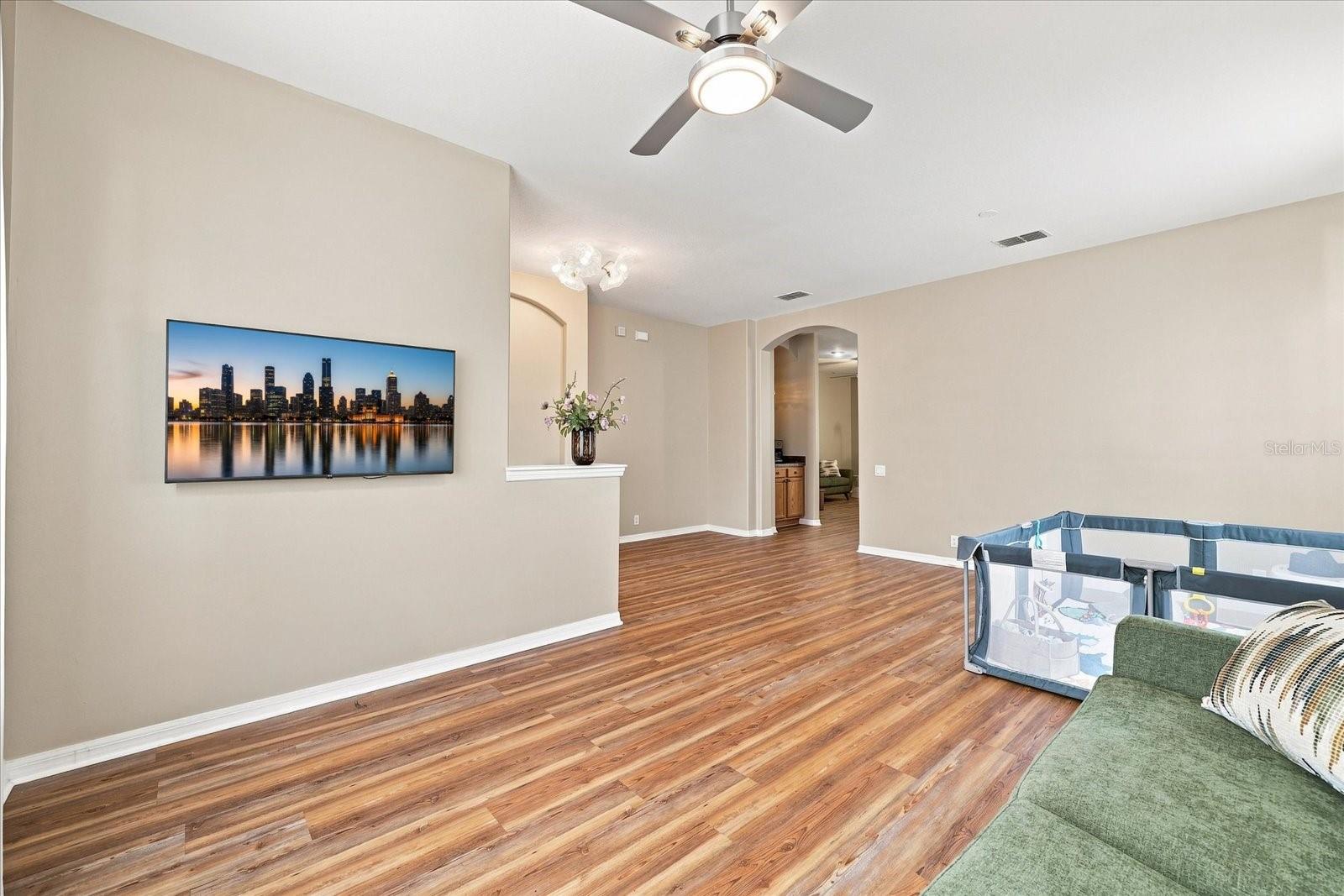 14848 Potterton Cir Property Photo 9