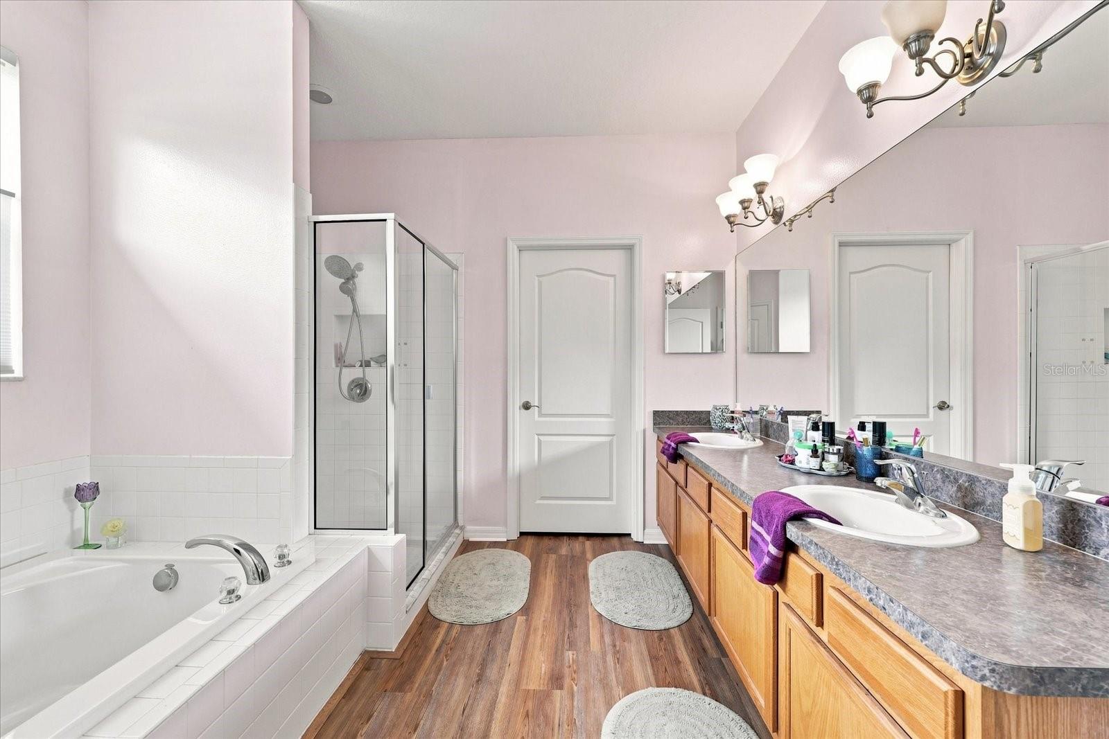 14848 Potterton Cir Property Photo 34