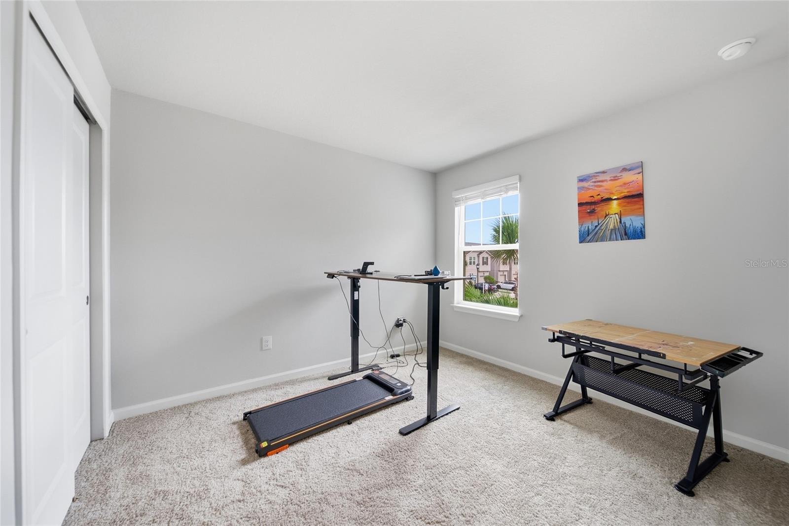 2361 Summerlit St Property Photo 19