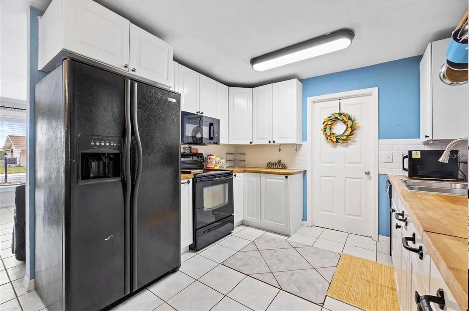 711 Lemonwood Dr Property Photo 10