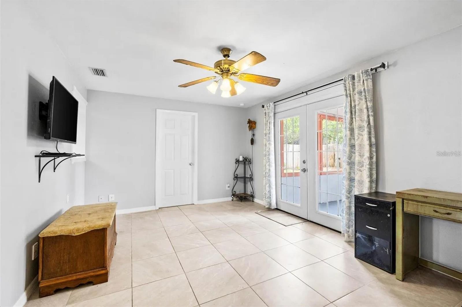711 Lemonwood Dr Property Photo 13