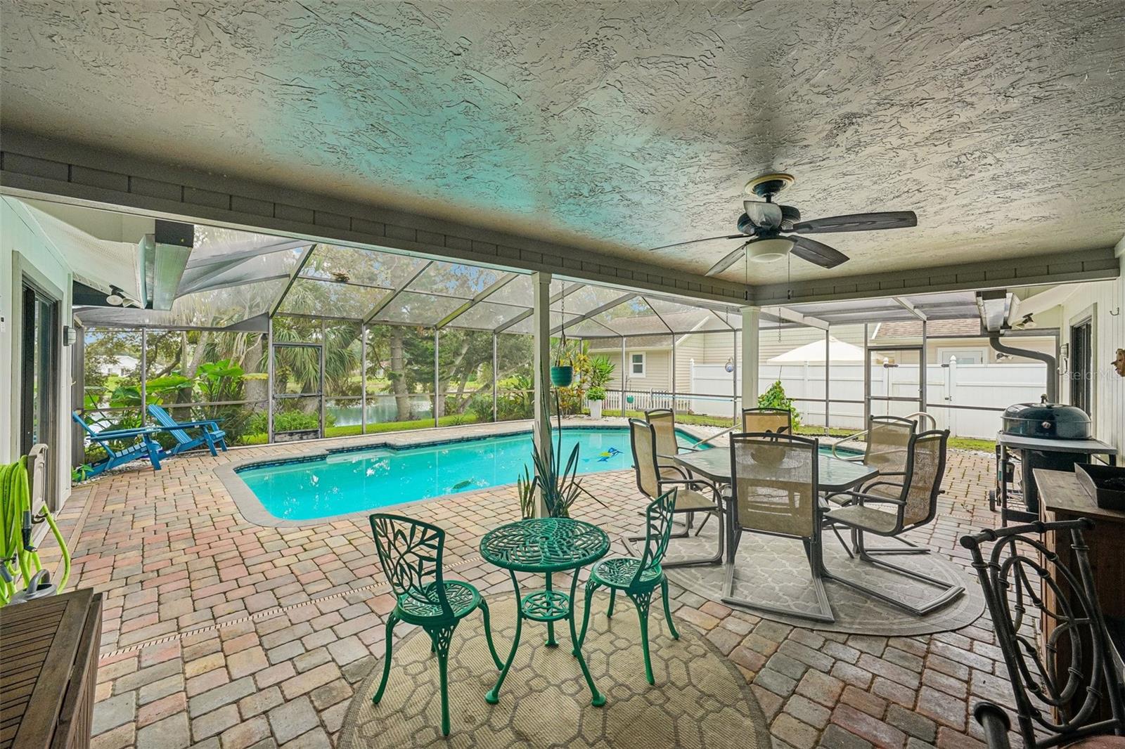 5050 Lake Valencia Blvd W Property Photo 2