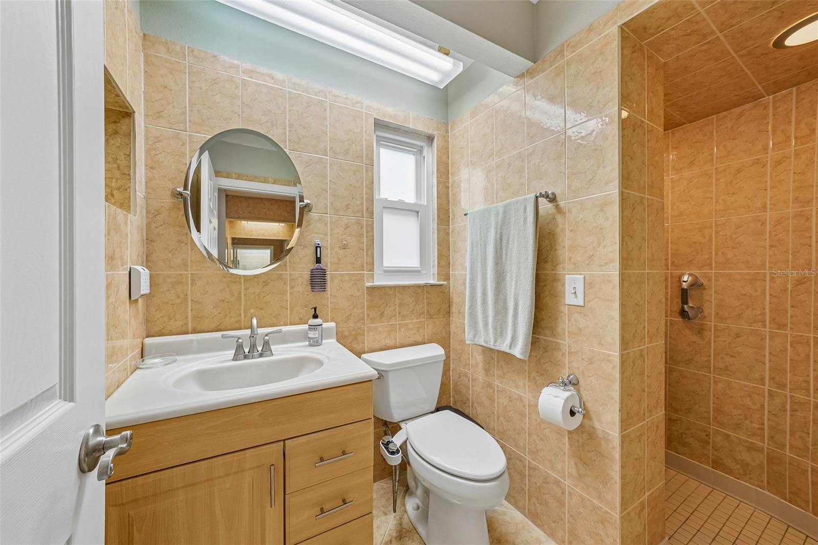 5050 Lake Valencia Blvd W Property Photo 15