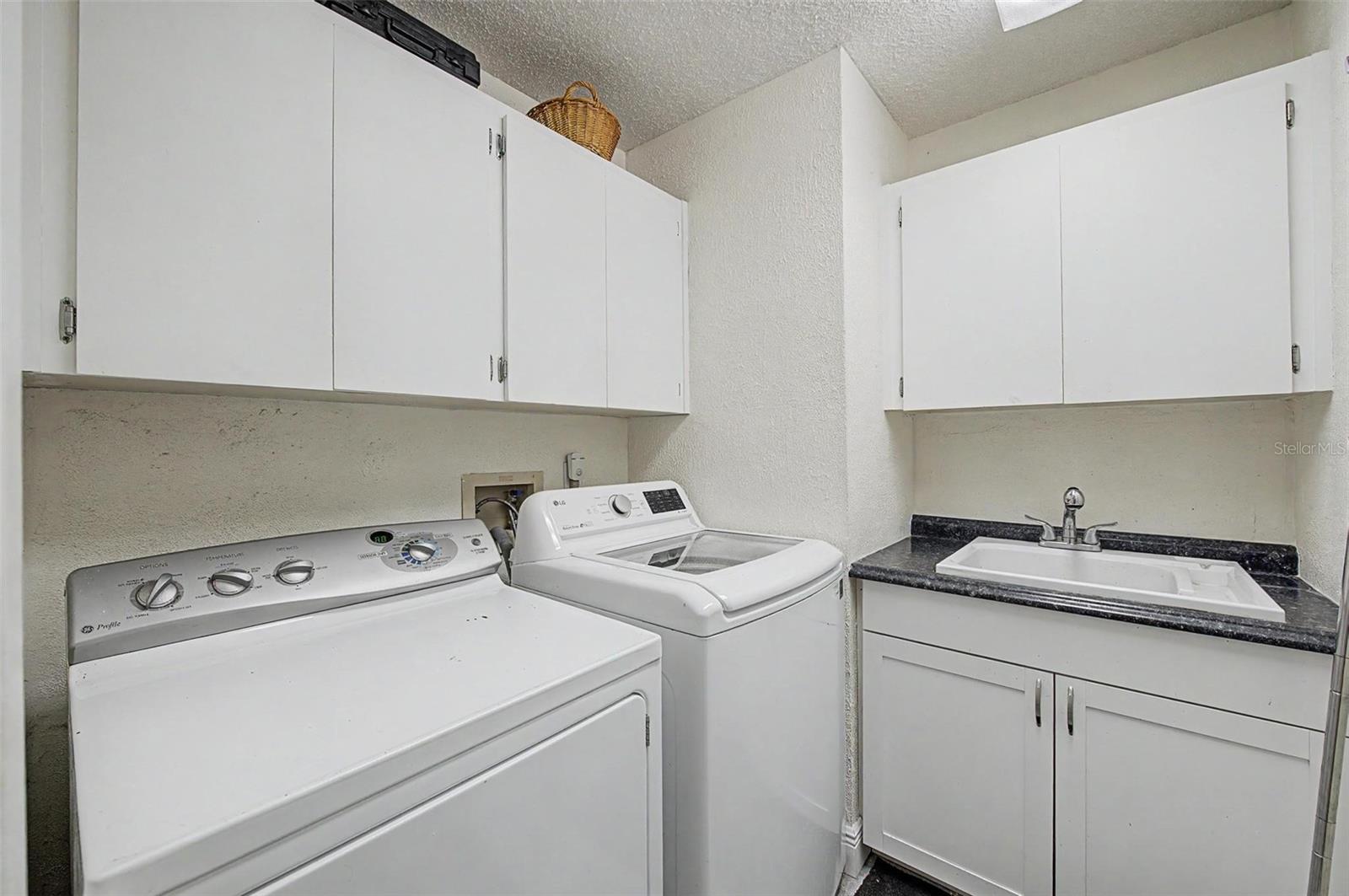 8612 Braxton Dr Property Photo 35