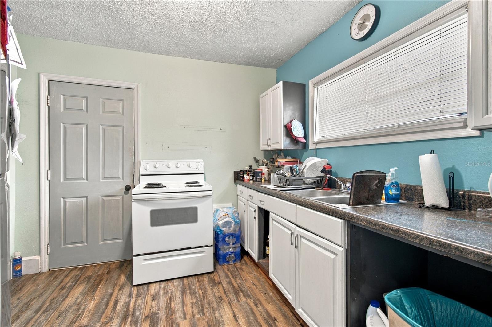 2501 57th Pl N Property Photo 15