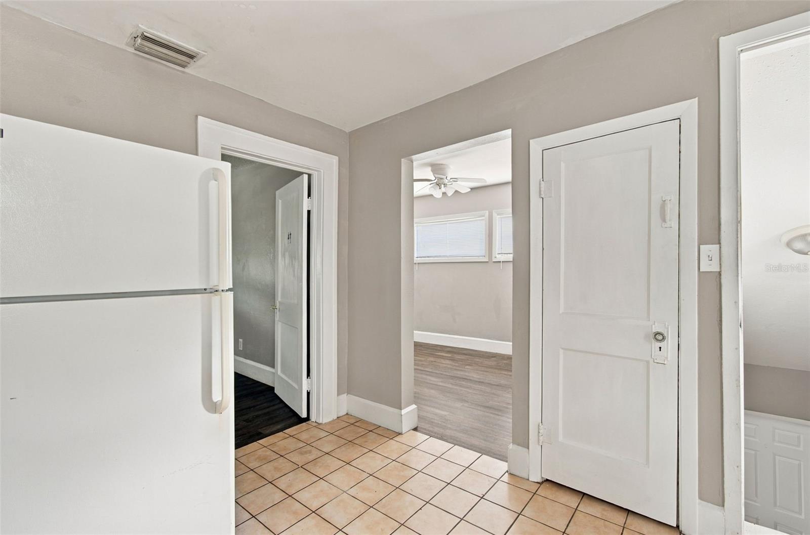 2501 57th Pl N Property Photo 26
