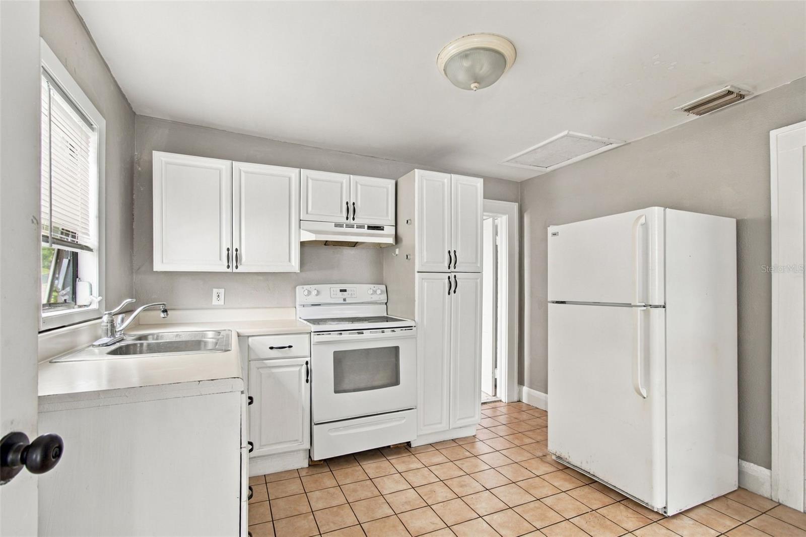 2501 57th Pl N Property Photo 30