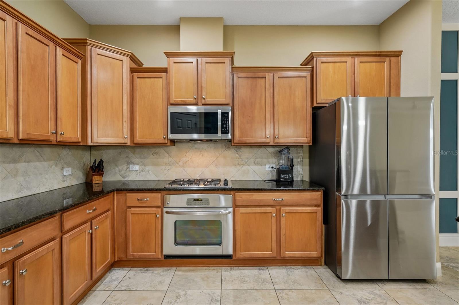 2812 Devonoak Blvd Property Photo 10
