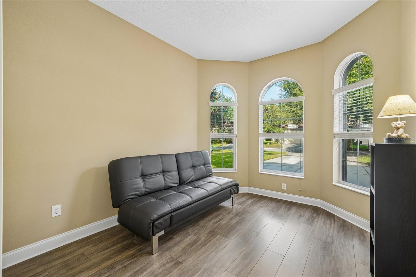 2812 Devonoak Blvd Property Photo 22
