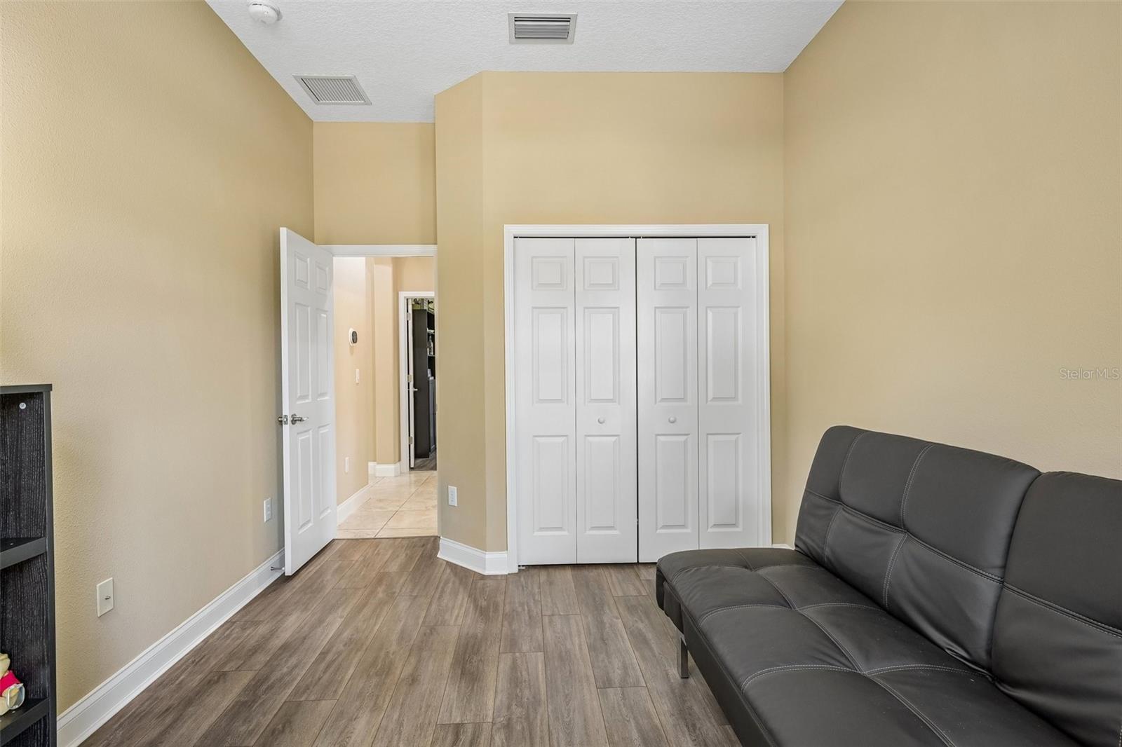 2812 Devonoak Blvd Property Photo 23