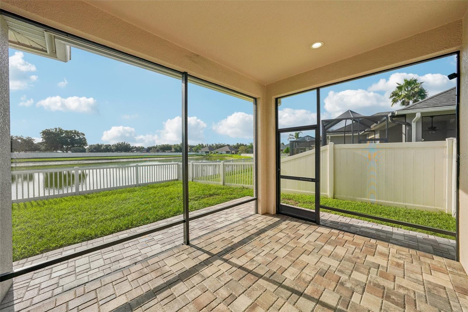 2812 Devonoak Blvd Property Photo 24