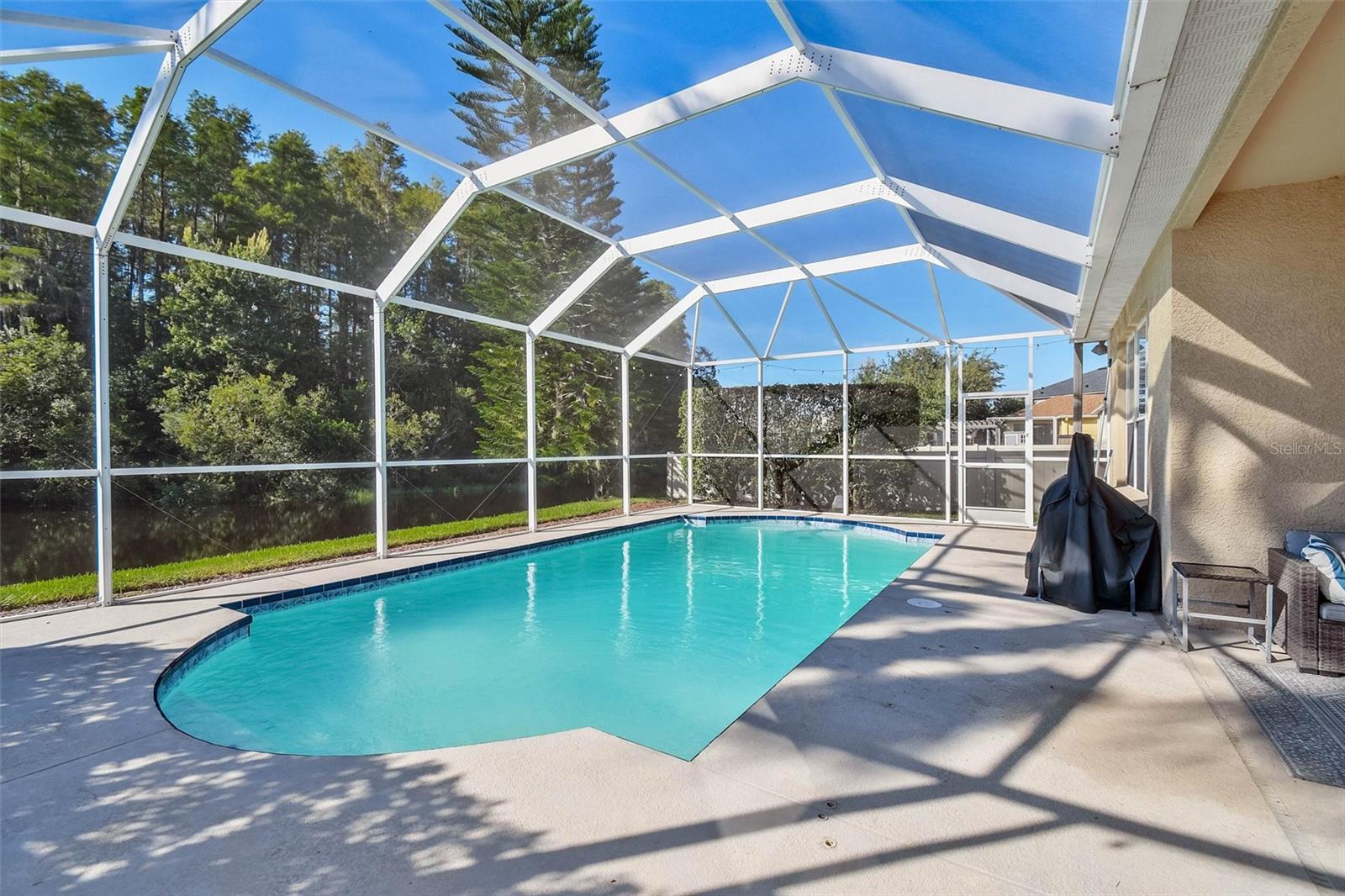 3240 Downan Point Dr Property Photo 8