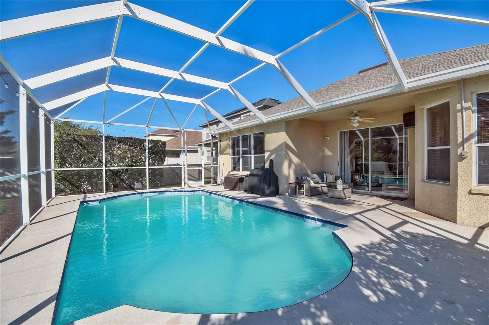 3240 Downan Point Dr Property Photo 9