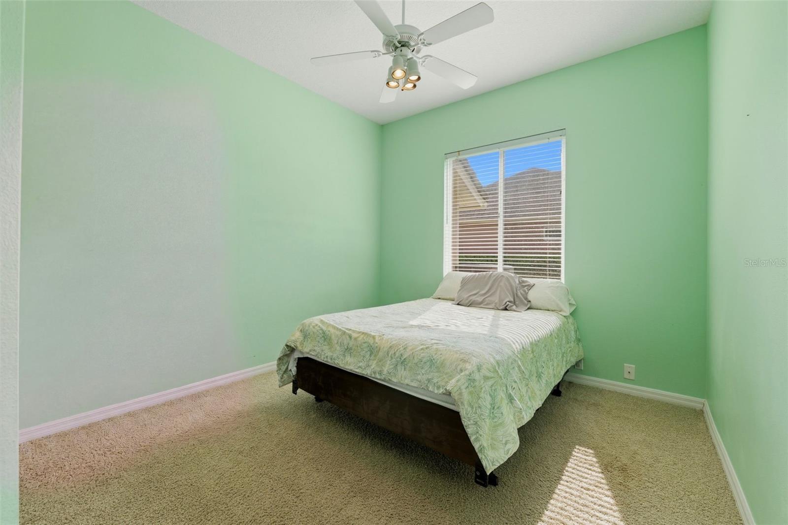 12012 Brewster Dr Property Photo 32