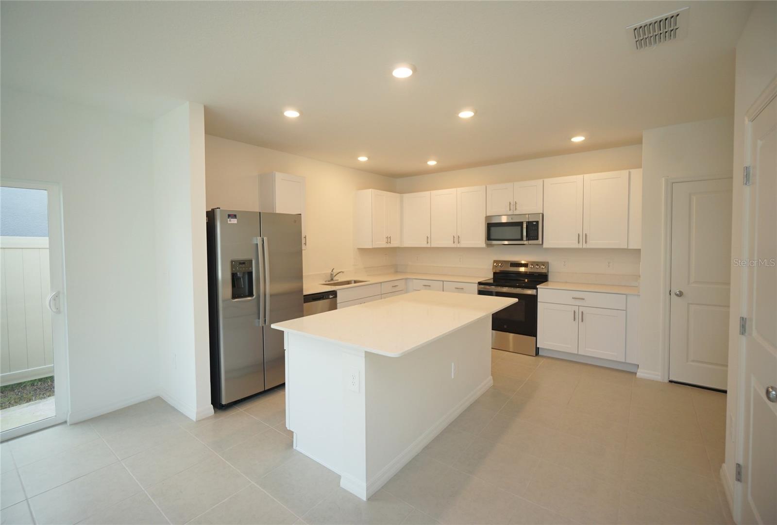 10536 Sage Canyon Dr Property Photo 6