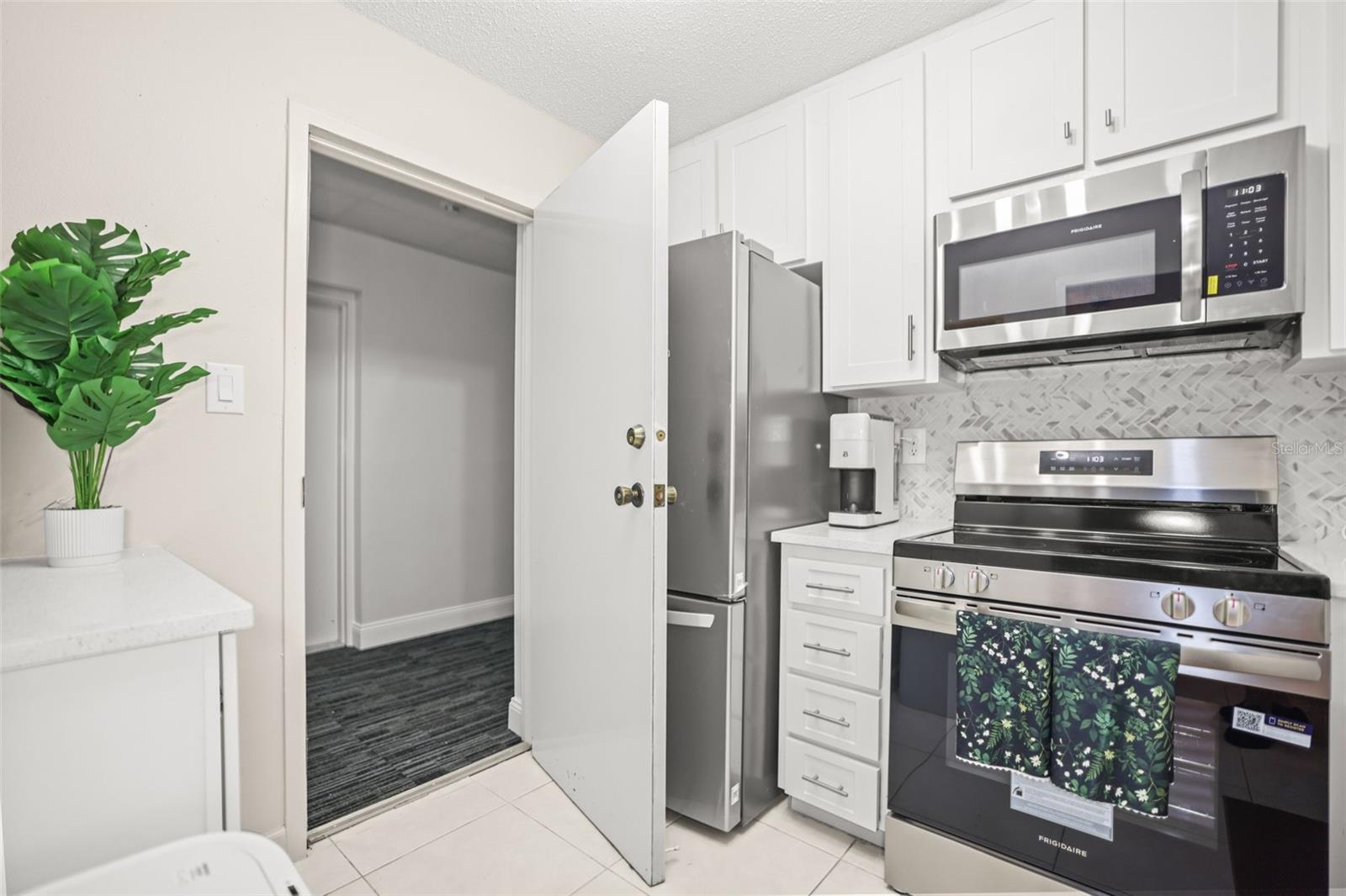 2700 Bayshore Blvd #2110 Property Photo 10