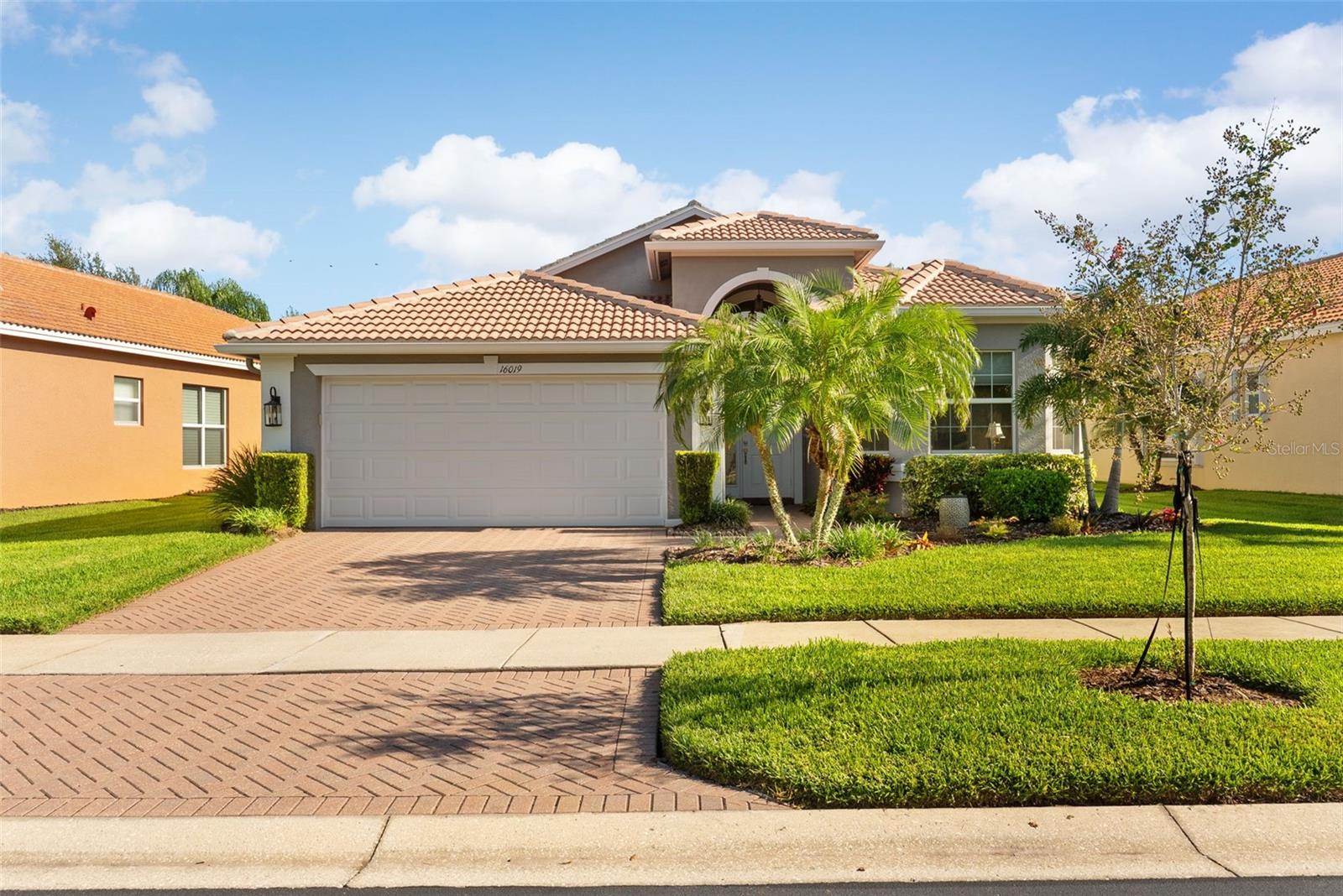 16019 Golden Lakes Dr Property Photo 1