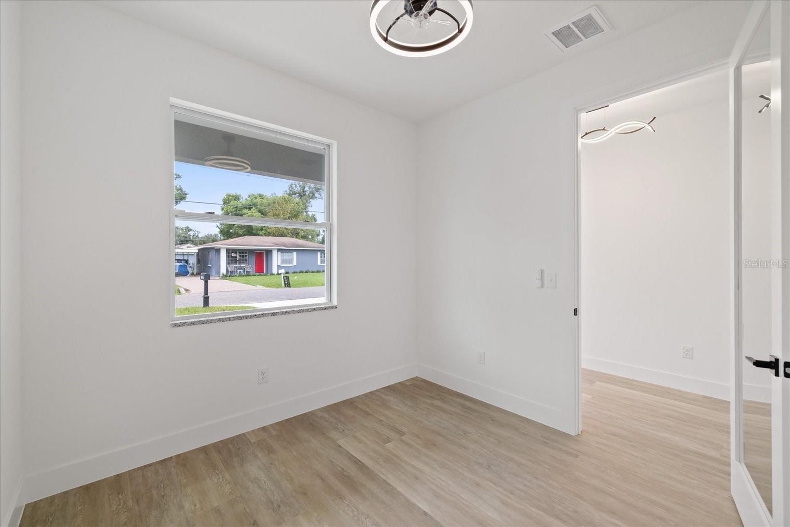 1307 W Patterson St Property Photo 8