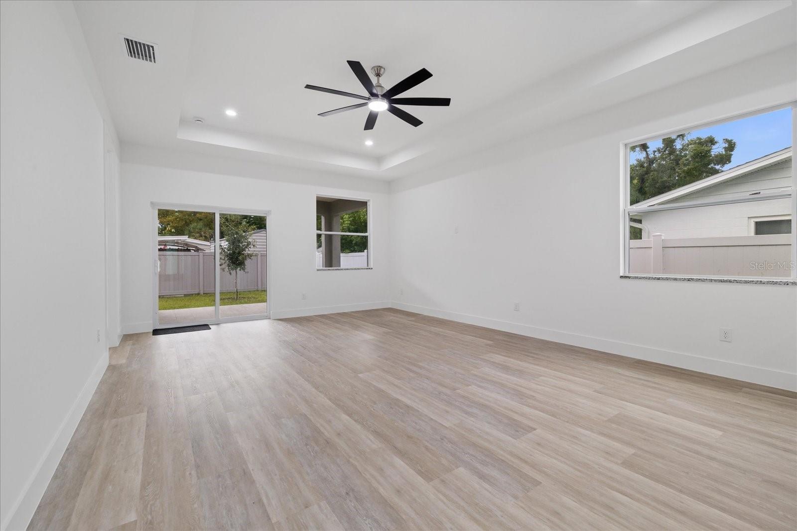 1307 W Patterson St Property Photo 15