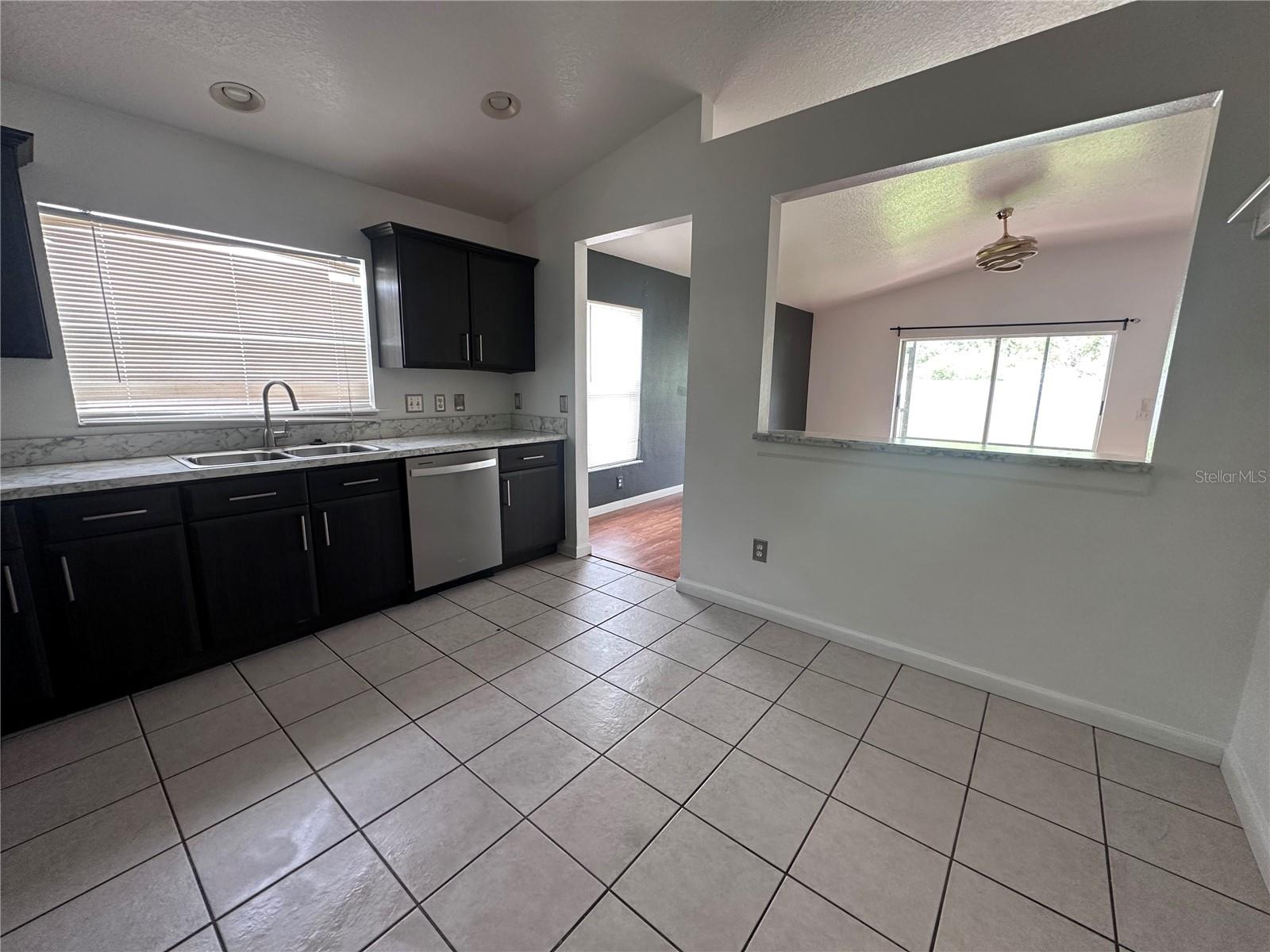 11551 Misty Isle Ln Property Photo 8