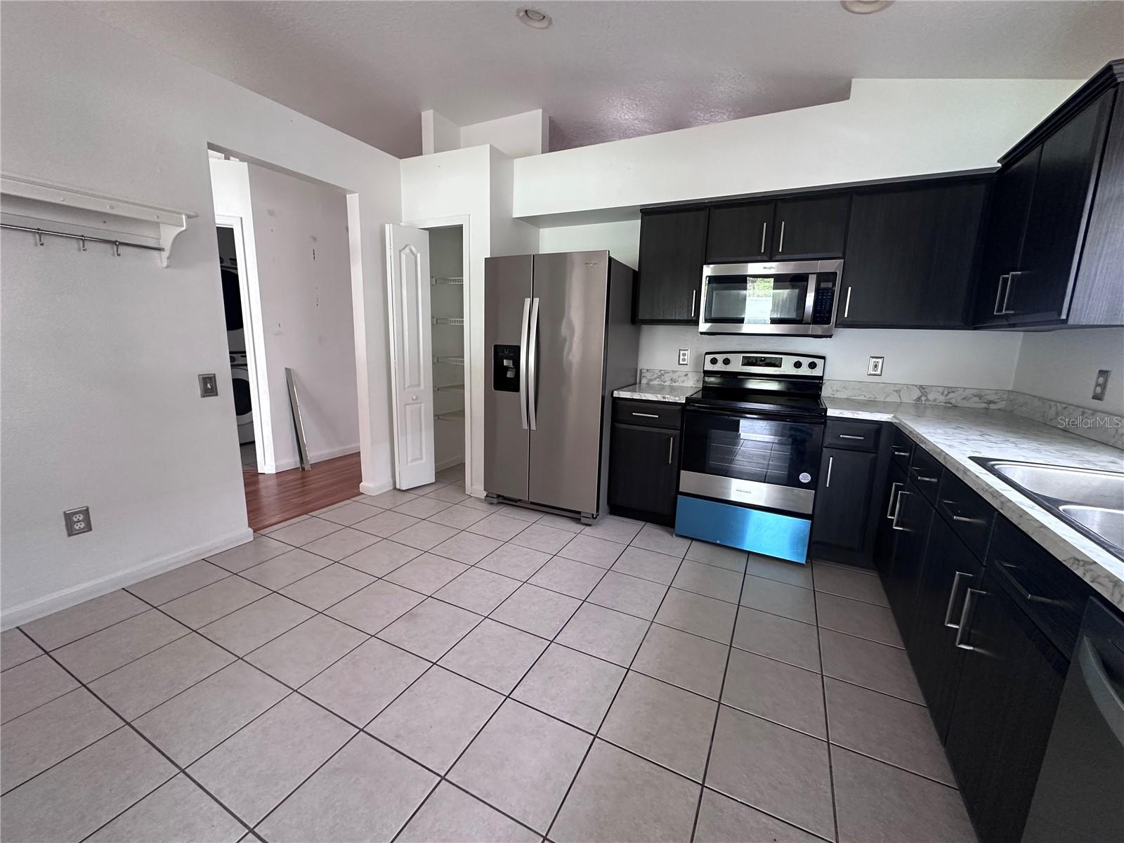 11551 Misty Isle Ln Property Photo 10