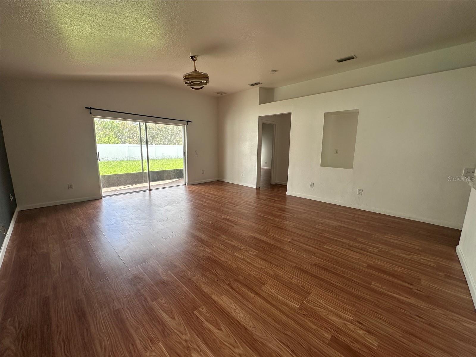 11551 Misty Isle Ln Property Photo 12