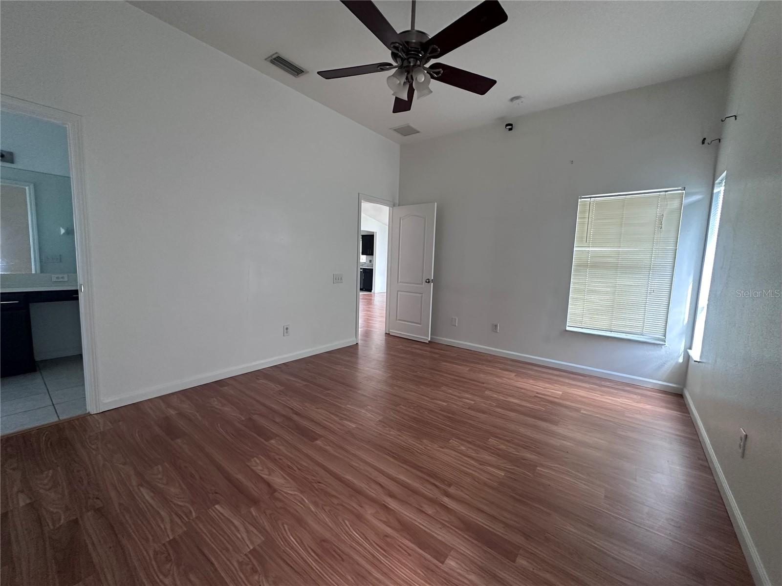 11551 Misty Isle Ln Property Photo 18