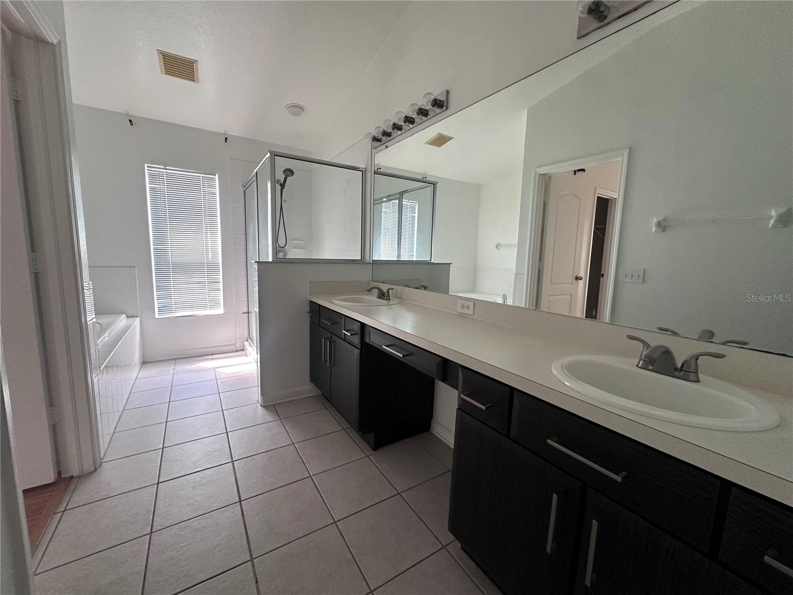 11551 Misty Isle Ln Property Photo 20