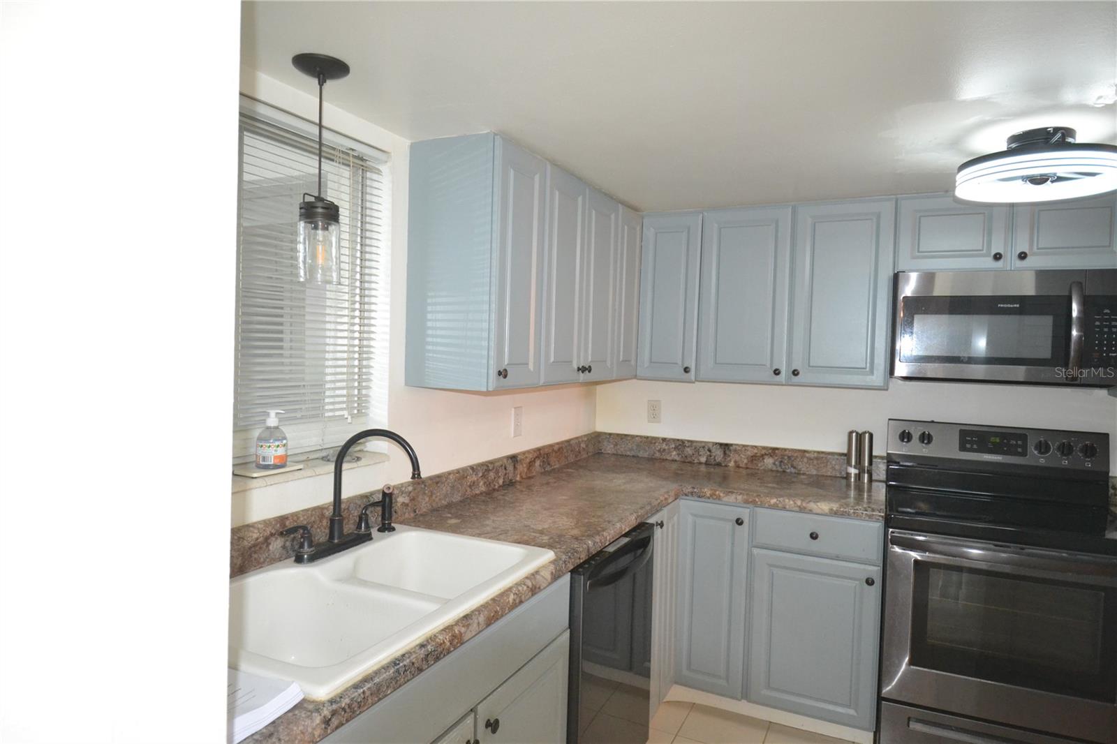 2944 W Bay Dr #105 Property Photo 40