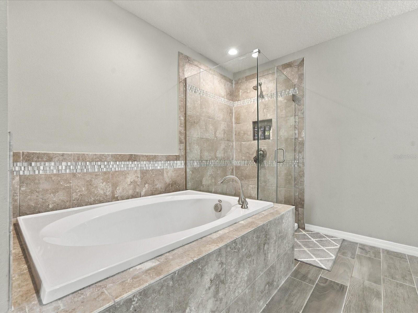 18901 Cornuta St Property Photo 27