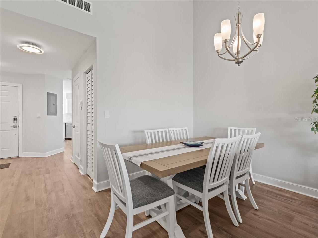 5900 Bahia Del Mar Cir #238 Property Photo 15