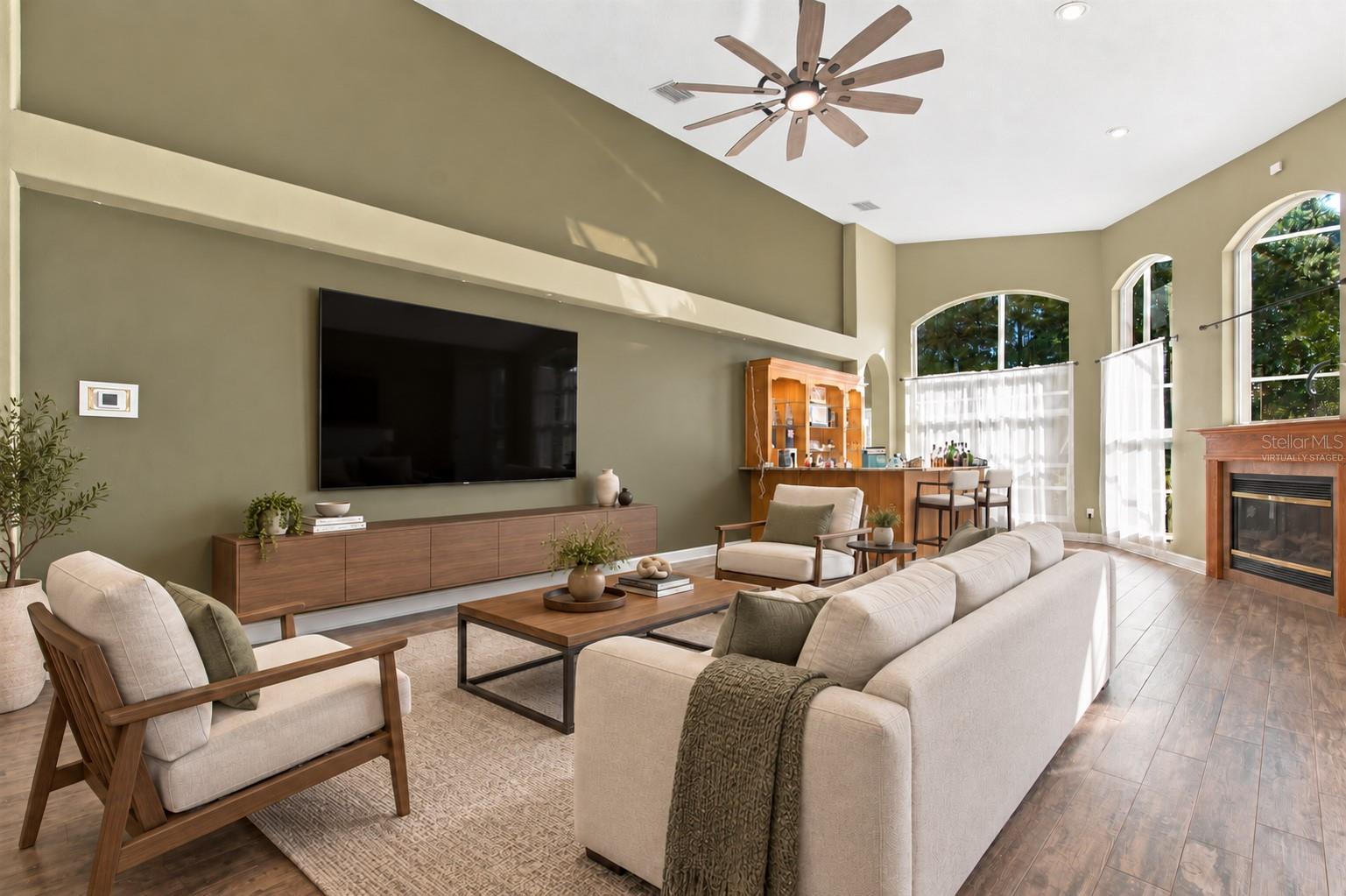 18115 Emerald Bay St Property Photo 5