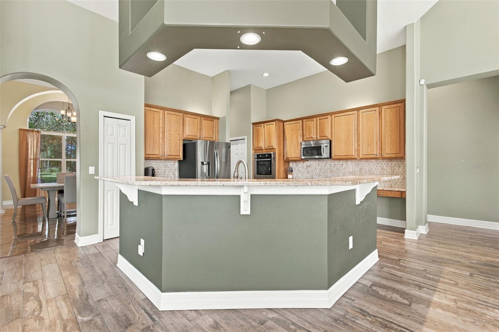 18115 Emerald Bay St Property Photo 7