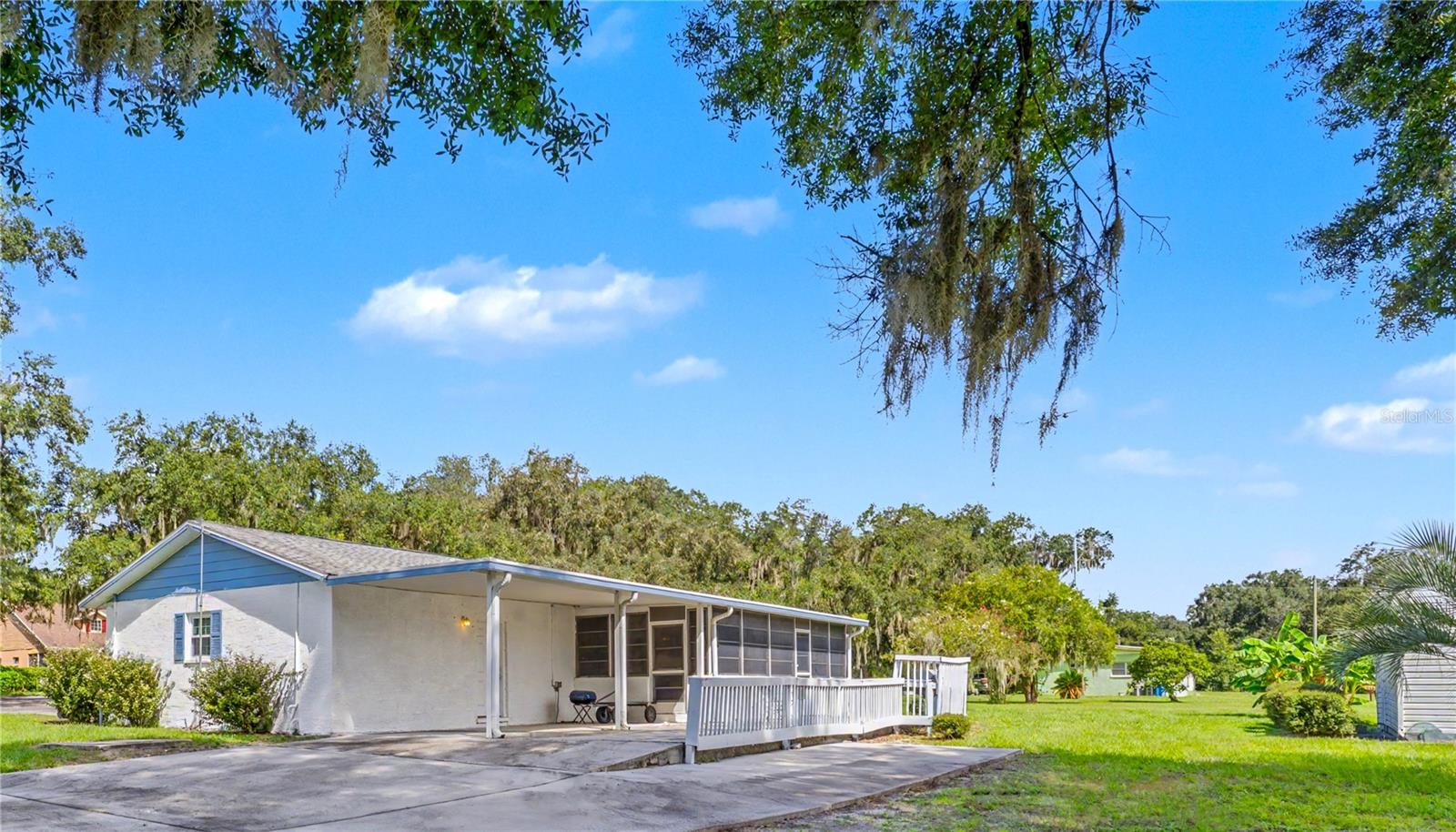 2422 Berry Rd Property Photo 16