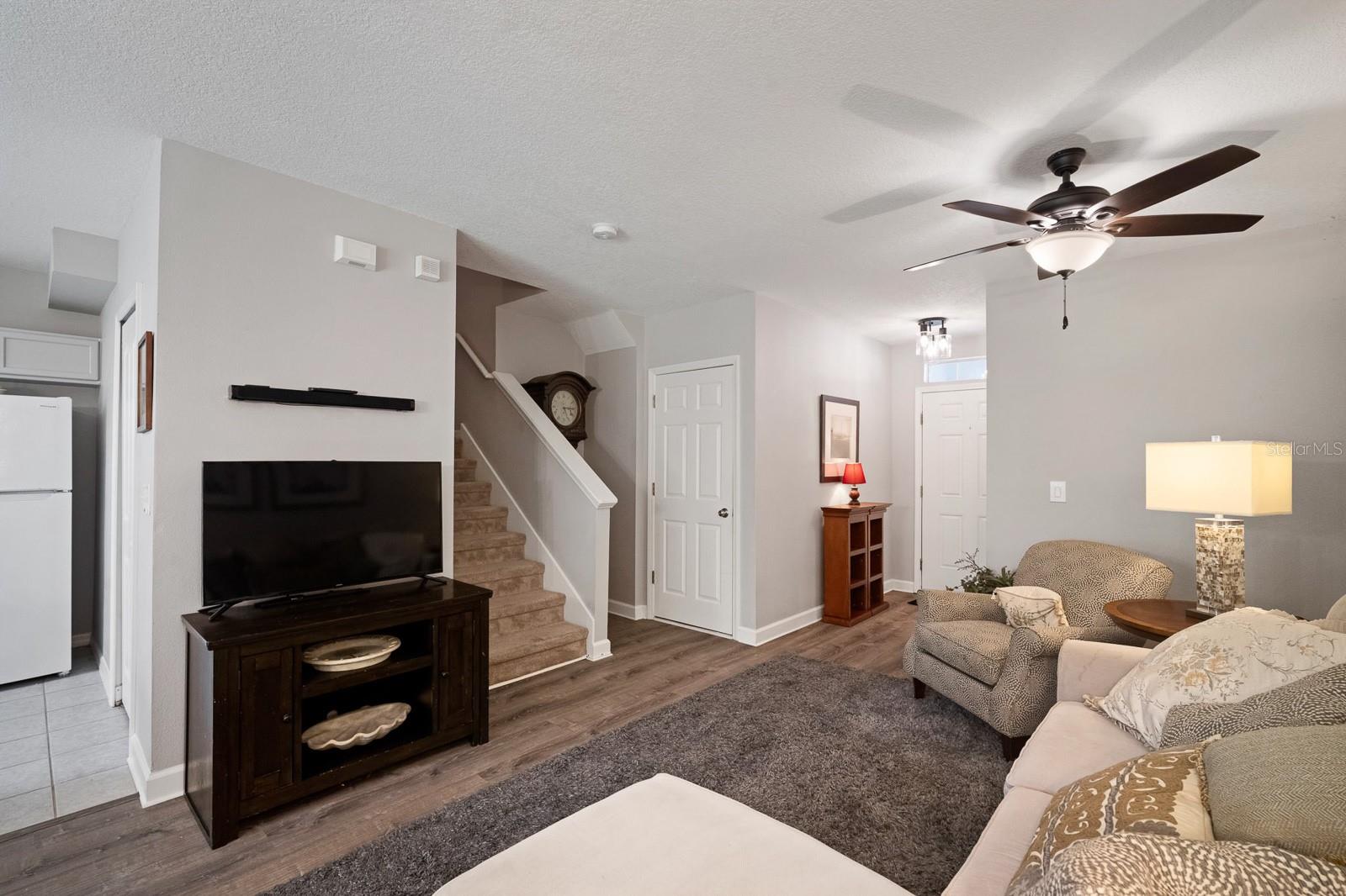 9722 Forestdale Ct Property Photo 7