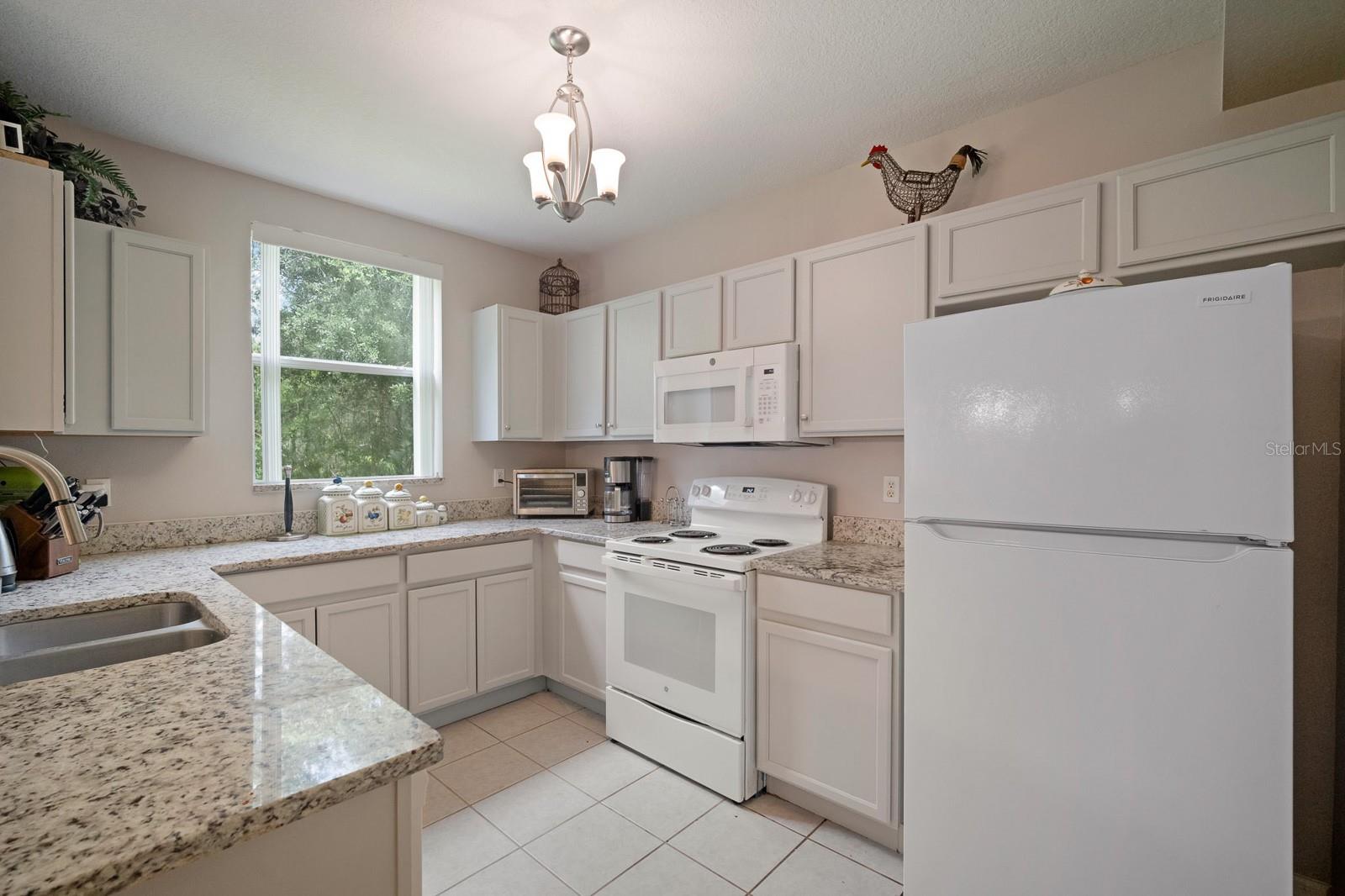 9722 Forestdale Ct Property Photo 10