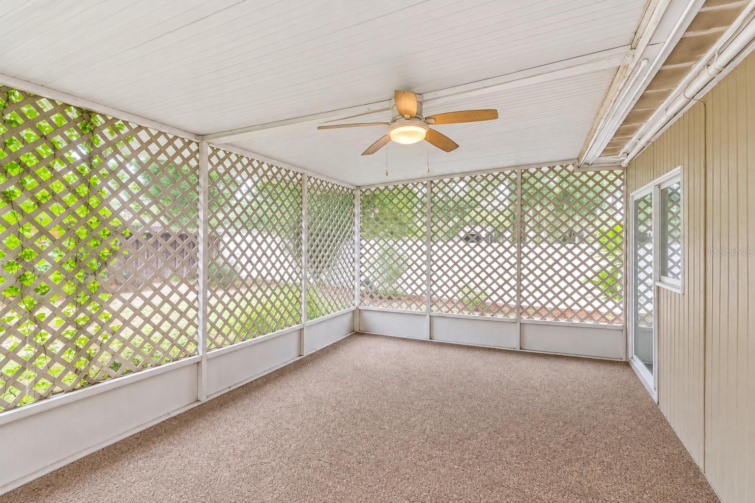416 Broxburn Ave Property Photo 26