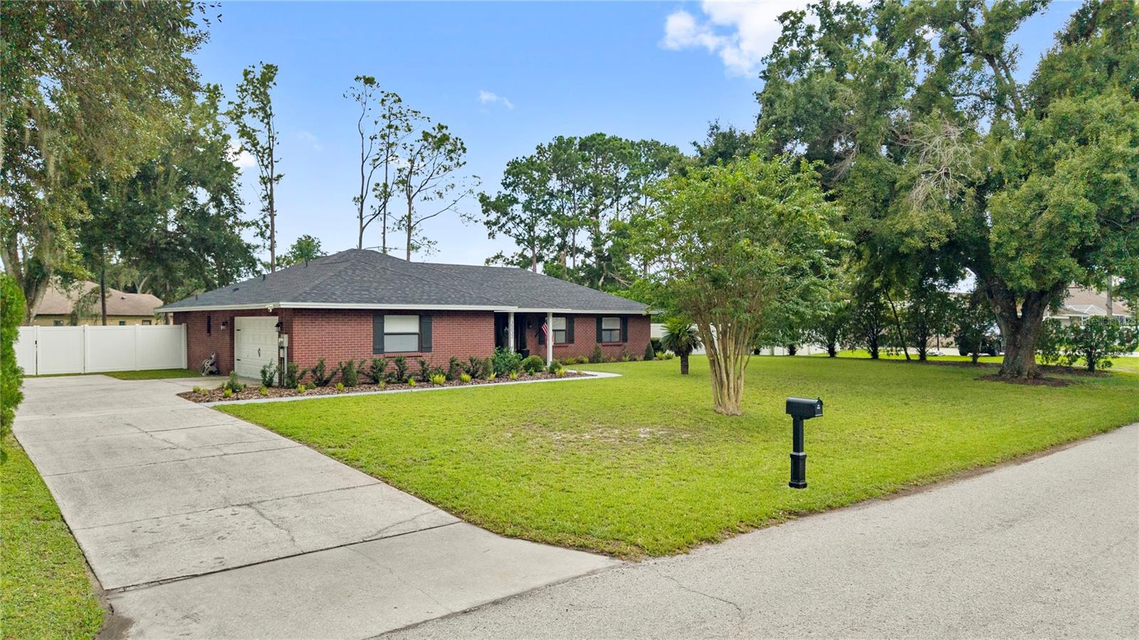 35032 Perch Dr Property Photo 6