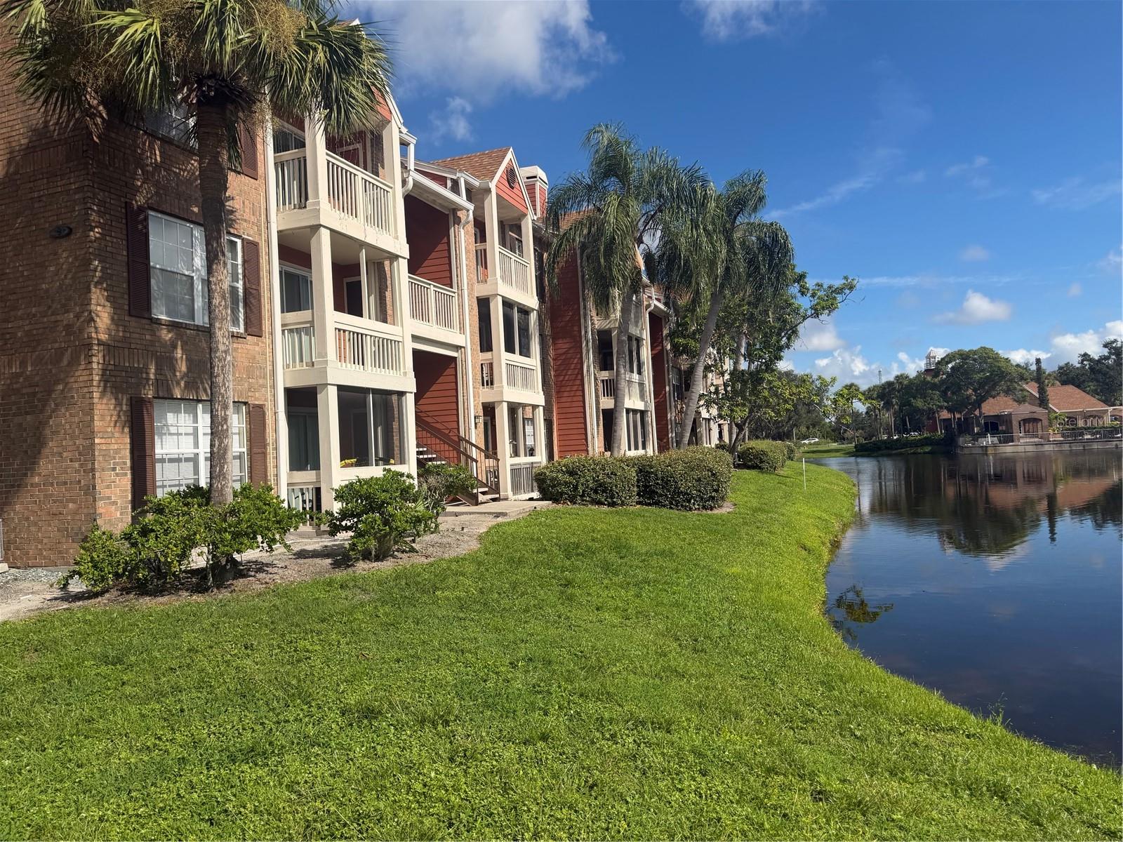 10200 GANDY BLVD N #923 Property Photo 1