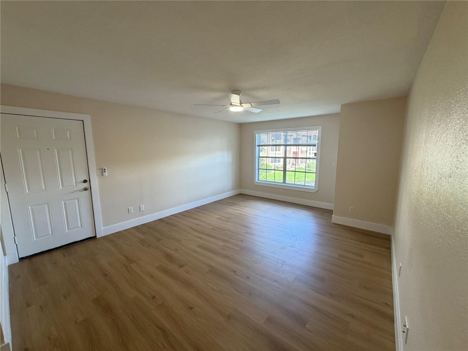 10200 Gandy Blvd N #923 Property Photo 5