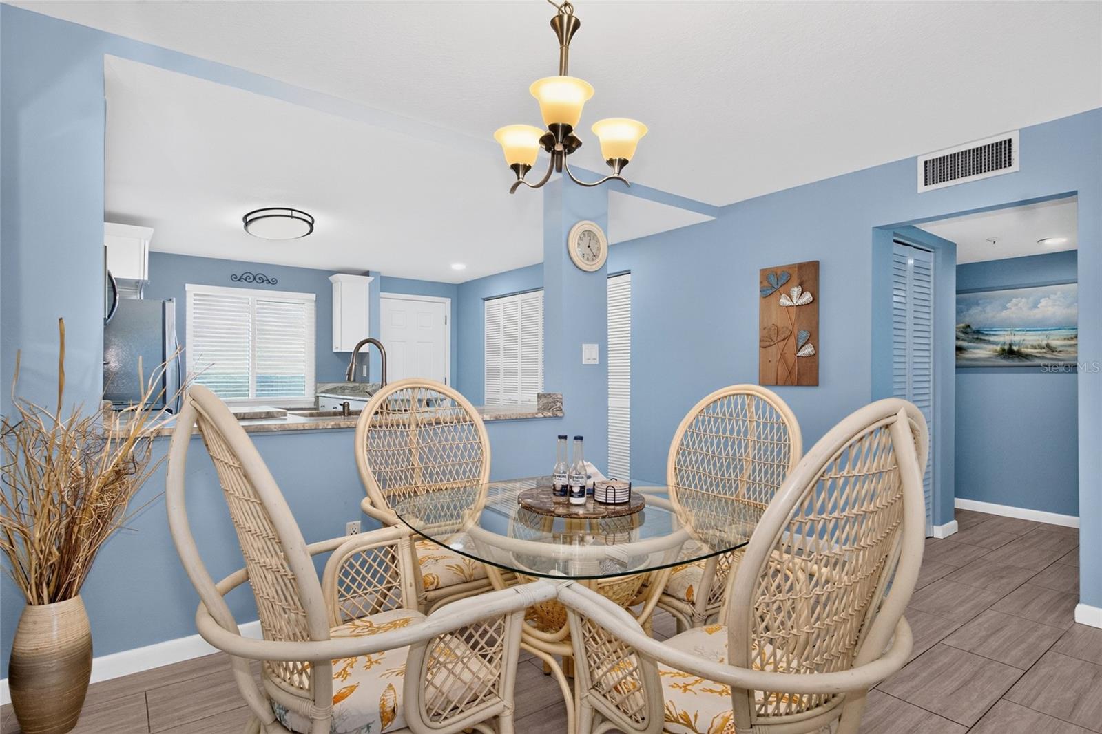 15000 Gulf Blvd #1106 Property Photo 9