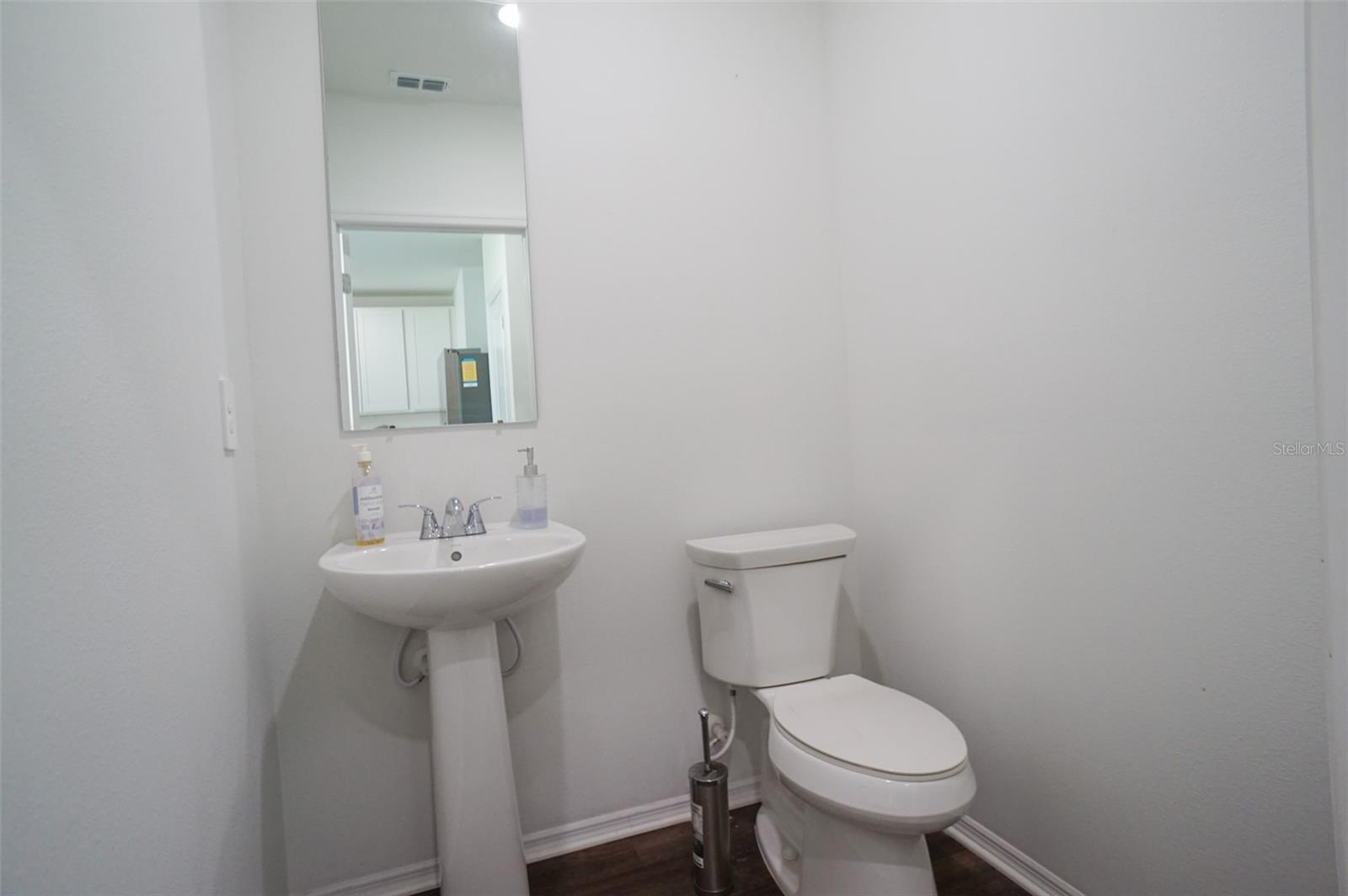 705 Pennsylvania Ave Property Photo 10